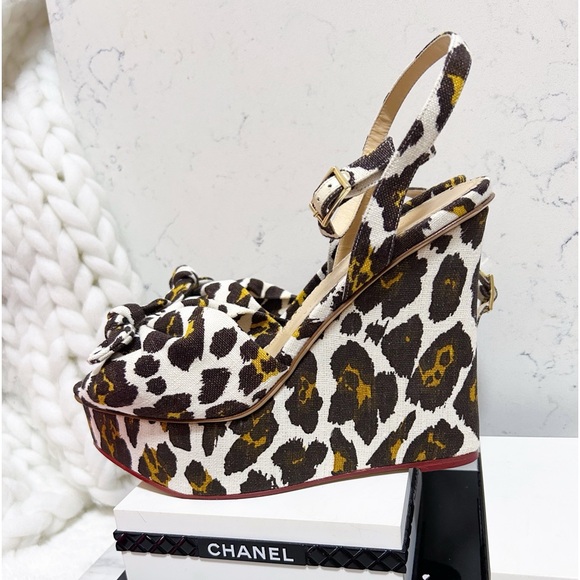 Authentic Charlotte Olympia STUNNING Miranda Bow Platform Leopard Wedges - Picture 9 of 12